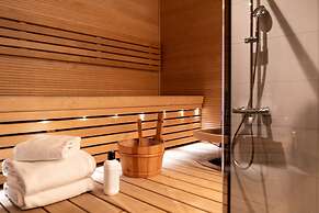 Spacious central apartment with sauna