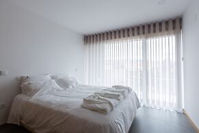 Abraços dos Avós - Casas de Aldeia