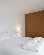 Abraços dos Avós - Casas de Aldeia