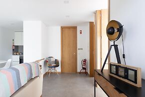 Abraços dos Avós - Casas de Aldeia