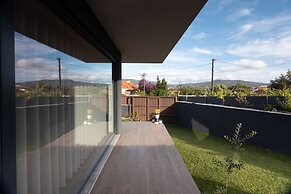 Abraços dos Avós - Casas de Aldeia