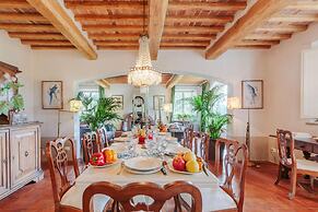 Villa Drago in Orentano