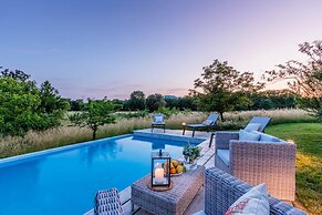 Villa Drago in Orentano