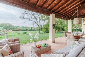 Villa Drago in Orentano