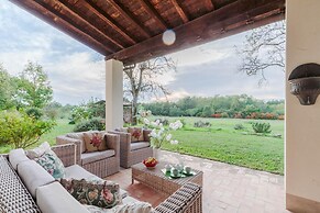 Villa Drago in Orentano