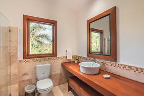 Amazing Villa With Ocean View at Puerto Bahia E6