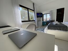 Lemon Tree Residence