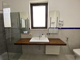 Lemon Tree Residence