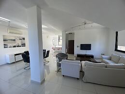 Lemon Tree Residence