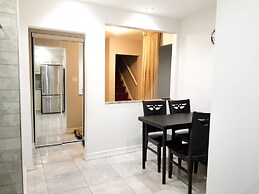 Cozy Private Bedroom Walk To Kennedy Stn