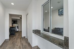 Extended Stay Gun Barrel City