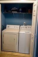 Amazin Lrg 3 Bed house w/ King bed