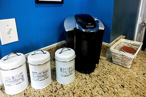 Amazin Lrg 3 Bed house w/ King bed