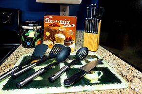 Amazin Lrg 3 Bed house w/ King bed