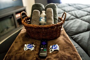 Amazin Lrg 3 Bed house w/ King bed