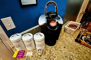 Amazin Lrg 3 Bed house w/ King bed