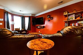 Amazin Lrg 3 Bed house w/ King bed