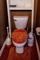 Amazin Lrg 3 Bed house w/ King bed