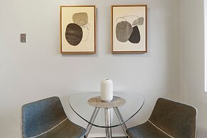 Lush 1BR Apt in Quiet Arlington Heights