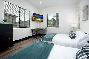 5BR Resort Style Entertainer with Pool, Spa, BBQ