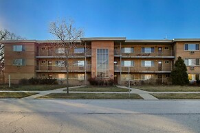 Scenic 1BR APT in Arlington Heights