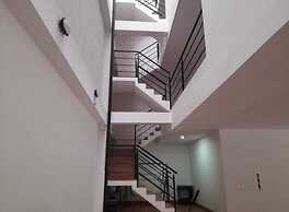 Balcones de la Rivera