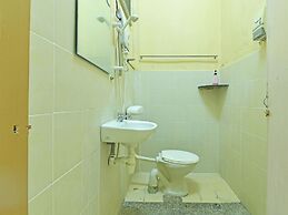 OYO 90706 Empire Inn 2