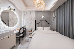 FEBRUARY HOTEL LIONS PARK DAEGU