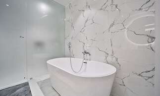 FEBRUARY HOTEL LIONS PARK DAEGU