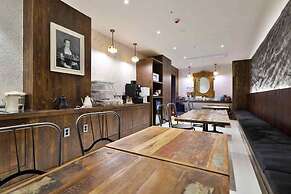 FEBRUARY HOTEL LIONS PARK DAEGU