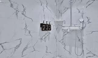 FEBRUARY HOTEL LIONS PARK DAEGU