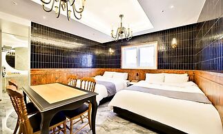 FEBRUARY HOTEL LIONS PARK DAEGU