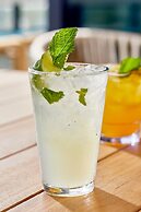 Springhill Suites By Marriott Jacksonville Beach Oceanfront