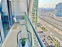 Whitesage - Gorgeous Apartment With Incredible Cityscape View