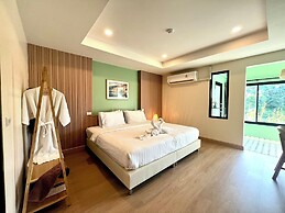 USABAI Riverside Boutique Hotel