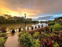 USABAI Riverside Boutique Hotel