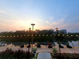 USABAI Riverside Boutique Hotel