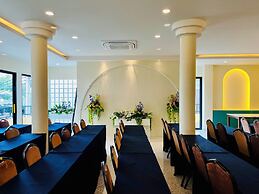 USABAI Riverside Boutique Hotel