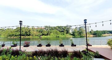 USABAI Riverside Boutique Hotel