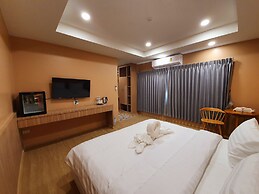 USABAI Riverside Boutique Hotel