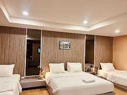 USABAI Riverside Boutique Hotel