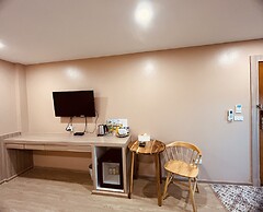 USABAI Riverside Boutique Hotel