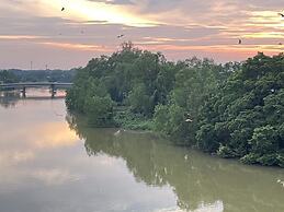 USABAI Riverside Boutique Hotel