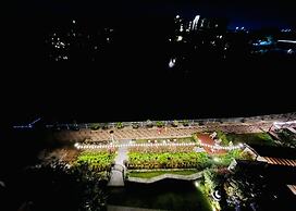 USABAI Riverside Boutique Hotel