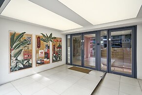 Weave Studios - Prince Edward