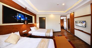 Woodapple Hotel and Spa