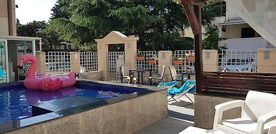 Domador Rooms & Apartments