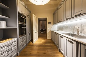 Rucellai Prestige by Mmega