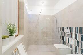 Dream Lake Apartments