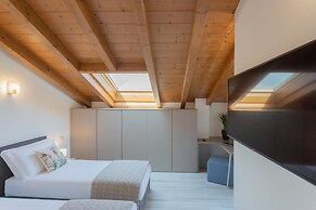 Dream Lake Apartments